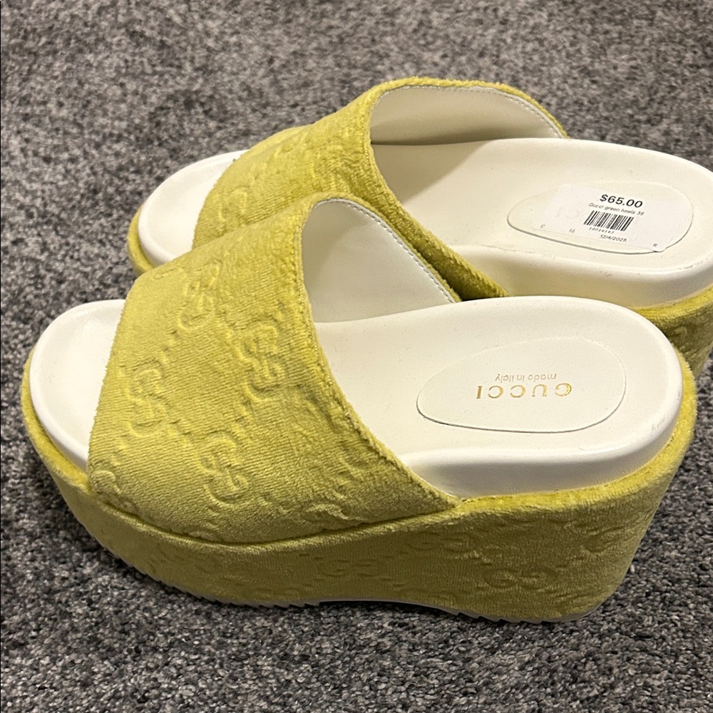 Gucci Vibrant Yellow Platform Slides - Picture 3 of 9